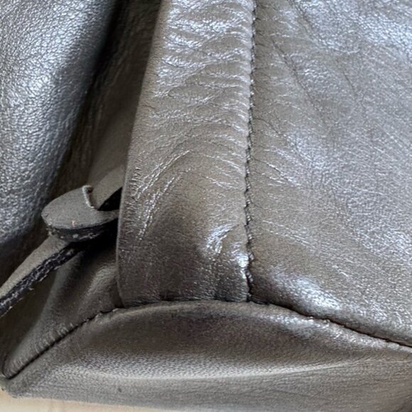 Via de Ginori Firenze Grey Leather Tulip Expandable Shoulder Bag. 10x15x7.5 - Picture 6 of 10